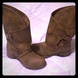 Distressed Brown Boots